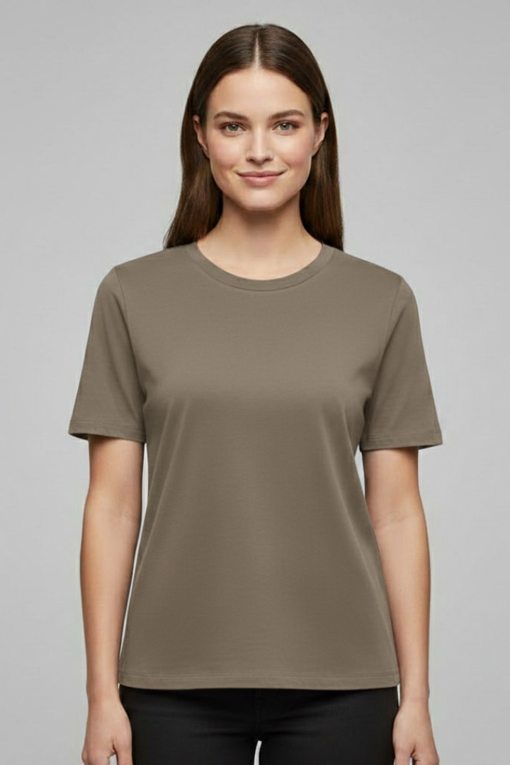 T-shirt da Donna con Scollo Rotondo e Maniche Corte